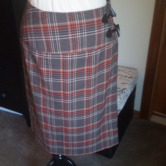 Cato Vintage Plaid Toggle Skirt - Picture 1 of 8